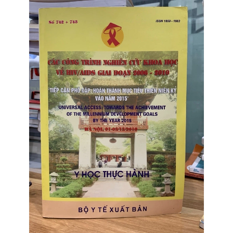 Combo Sách Cũ Mecobooks: các công trình về nghiên cứu khoa học về và 18 cuốn khác 990010