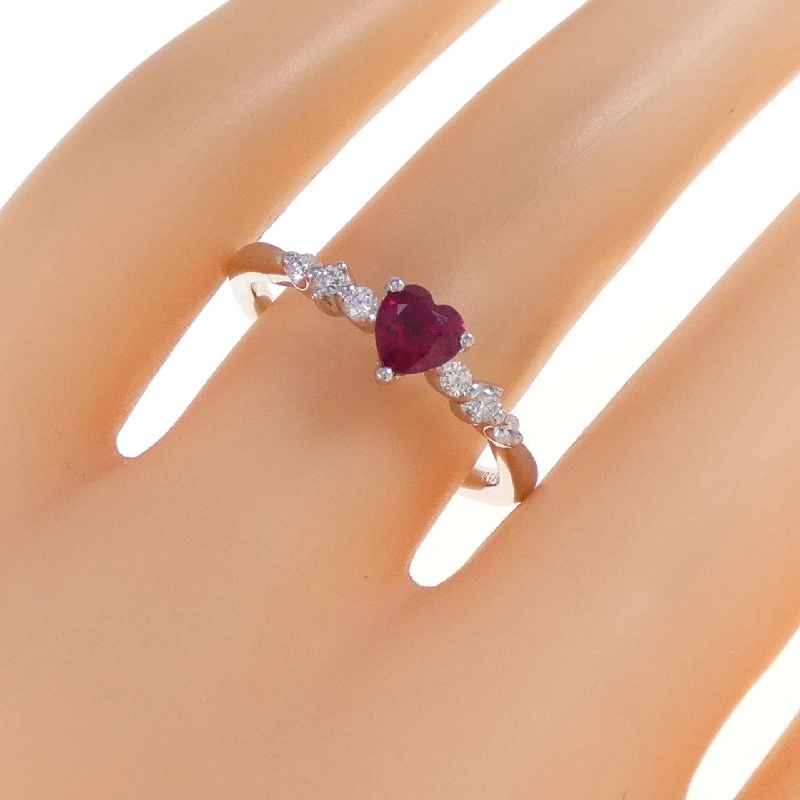 Nhẫn ruby hình trái tim PT900 0.55CT 666096