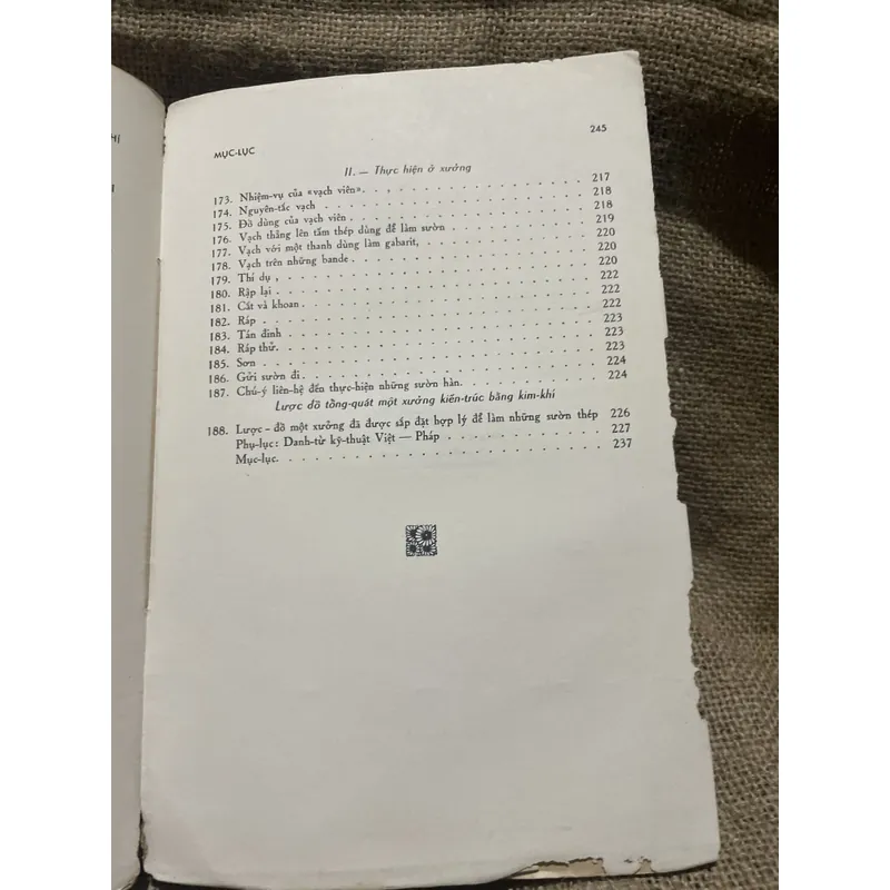 Kiến trúc bằng kim khí- 2 tập - khổ lớn- in trước 75  711869