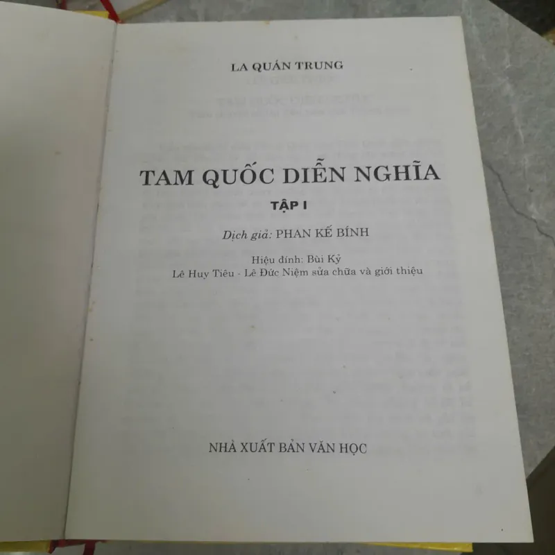 TAM QUỐC DIỄN NGHĨA - LA QUÁN TRUNG ( PHAN KẾ BÍNH) 1042434