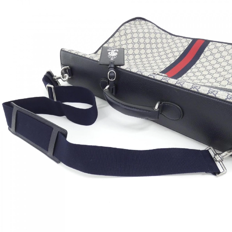 Gucci GUCCI SAVOY 700375 9C2SF Túi đựng đồ 614507