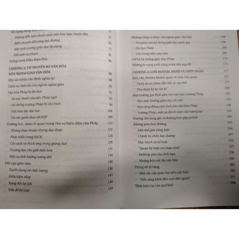 Trường Pháp ở Việt Nam (1945 - 1975) - 2022 - 345 trang - LỊCH SỬ - CHÍNH TRỊ - TRIẾT HỌC - SLSCTDETHAMSLSCTANTQ3112-64 924326