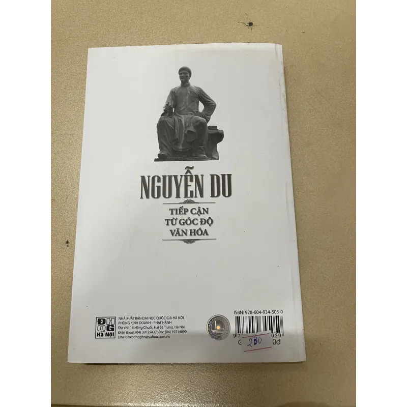 Nguyễn Du Tiếp cận từ góc độ văn hoá (t4) 975444