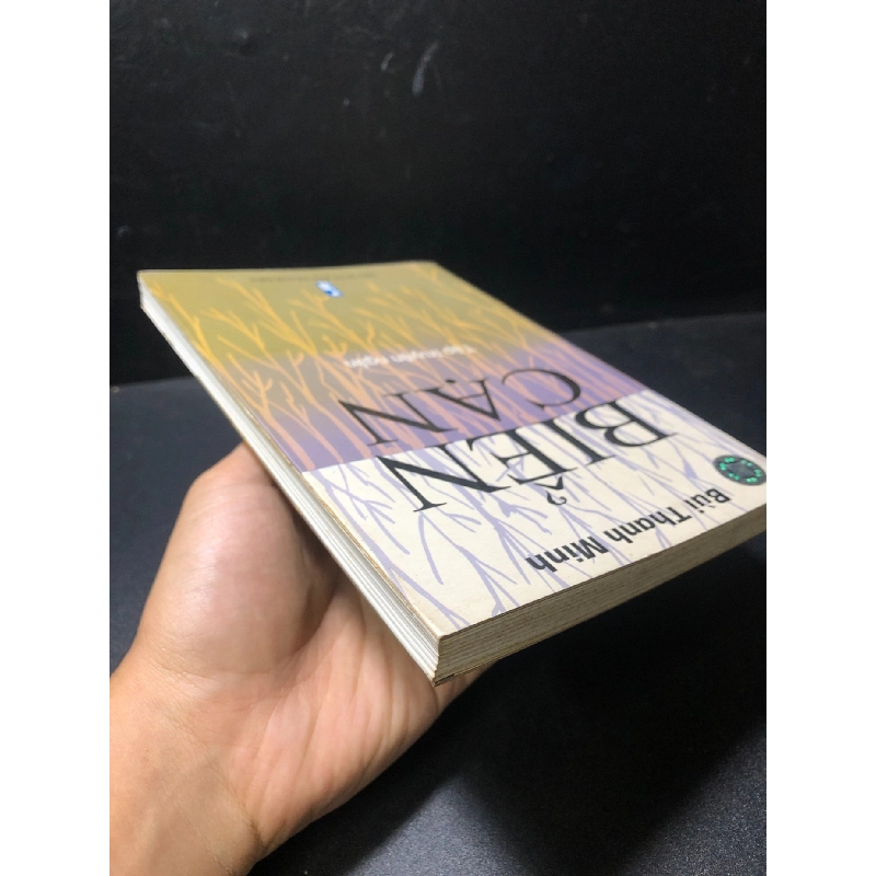 Biển cạn Bùi Thanh Minh năm 2004 mới 80% ố có chữ ký đầu sách HCM1611 912426