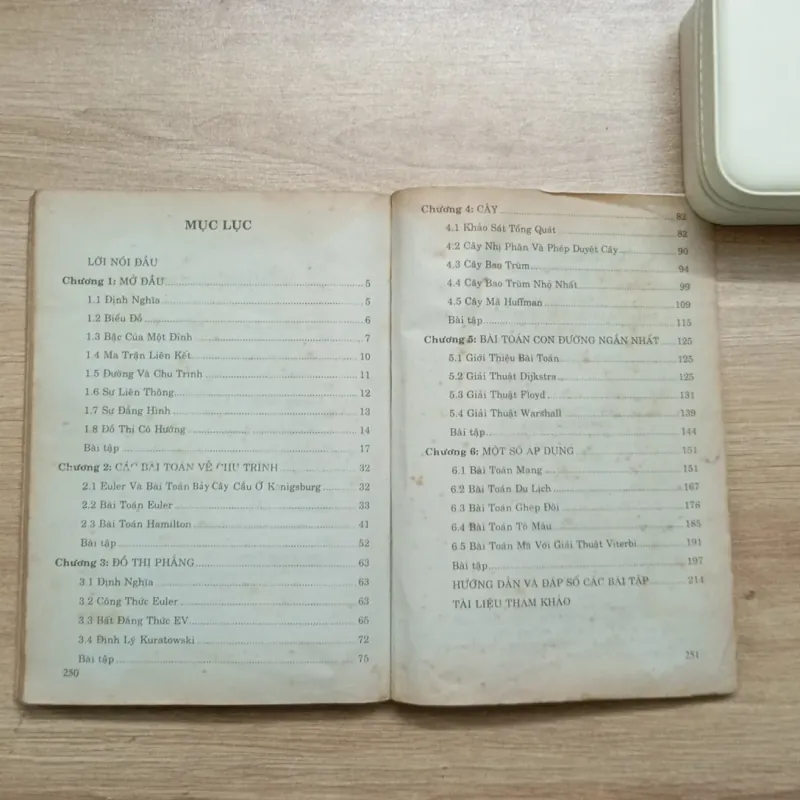 2 Sách cũ Lý thuyết đồ thị 970922
