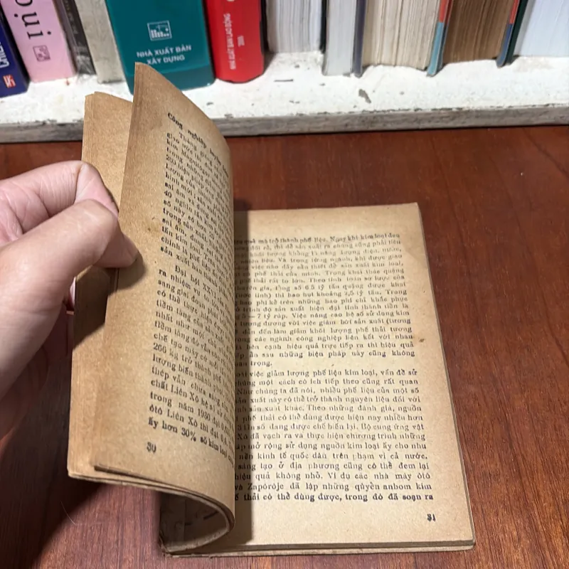 [Sách Xưa] - II Phế Liệu, Tái Chế: Phế Liệu Xử Lý Thế Nào? - G.P. UMAROV - 1997 750136