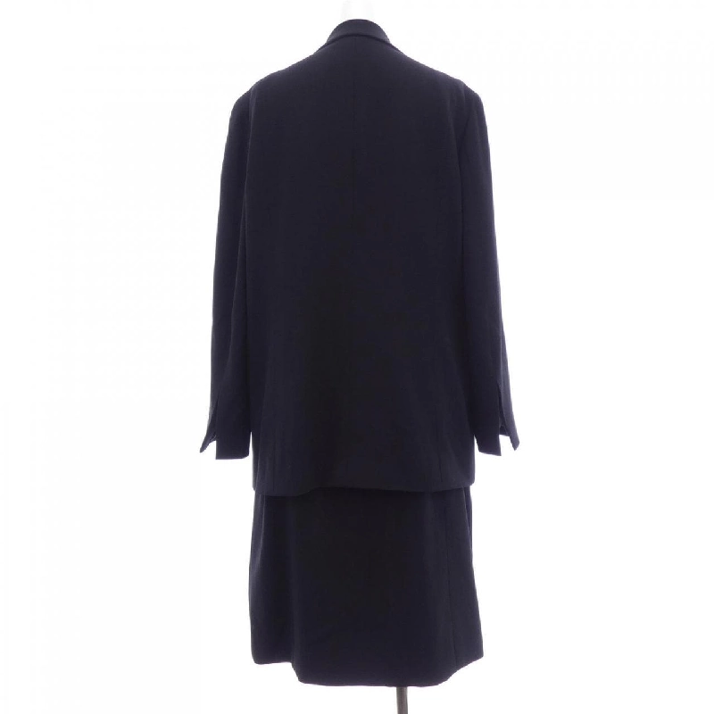 CHANEL P11485V02954 98A Suit - Hàng hiệu Authentic 829675