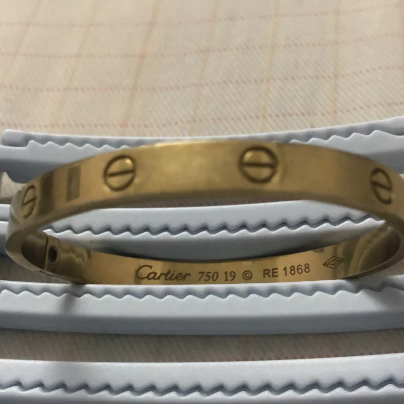Vòng Cartier 1029729