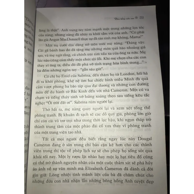 Đoá hồng xôn xao - Teresa Medeiros 1021381