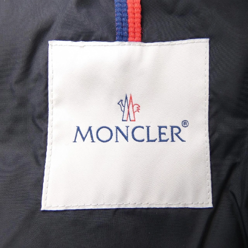 Moncler MONCLER Áo khoác lông 640240