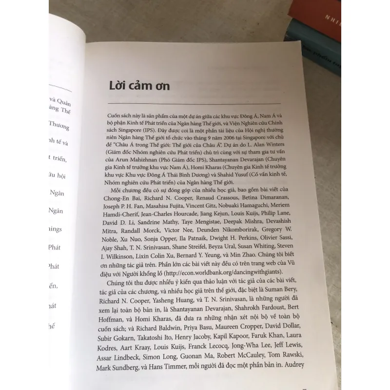 Vũ điệu với người khổng lồ - Trung Quốc, Ấn Độ, và nền kinh tế toàn cầu  778878