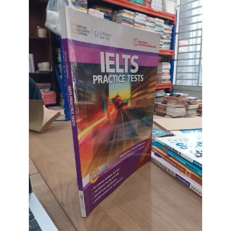 IELTS Practice Tests - Mark Harrison, Russell Whitehead 559824