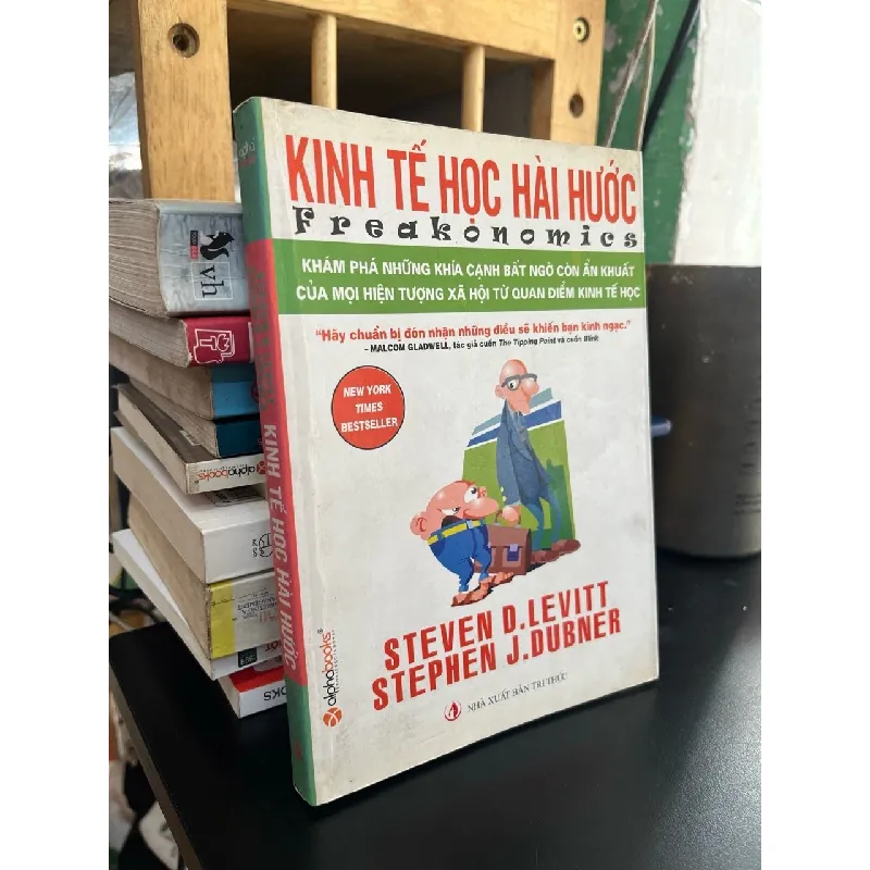 Kinh tế học hài hước - Steven D. Levitt & Stephen J. Dubner 298021