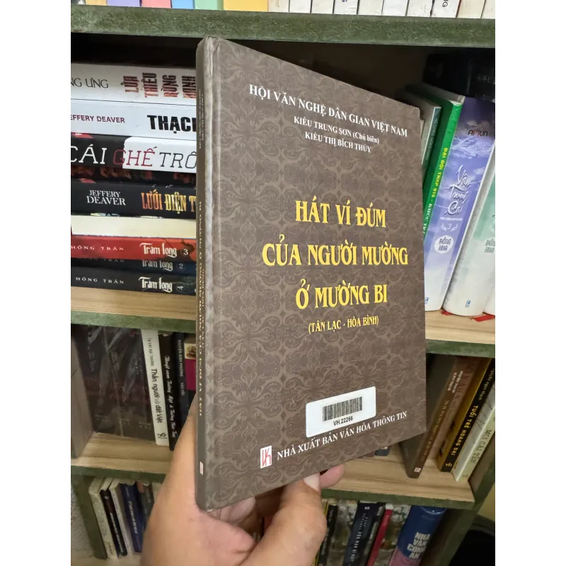 Sách văn hoá Hát ví đúm của người Mường ở Mường Bi 972965