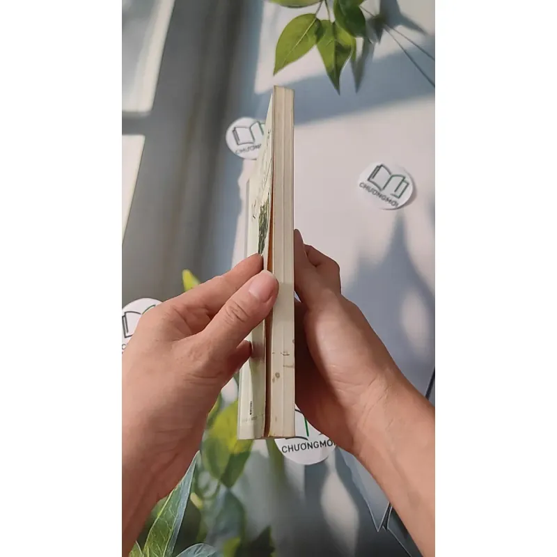 Tri Thức Thế Giới: Hai Trận Thế Chiến - Lưu Văn Hy 970234