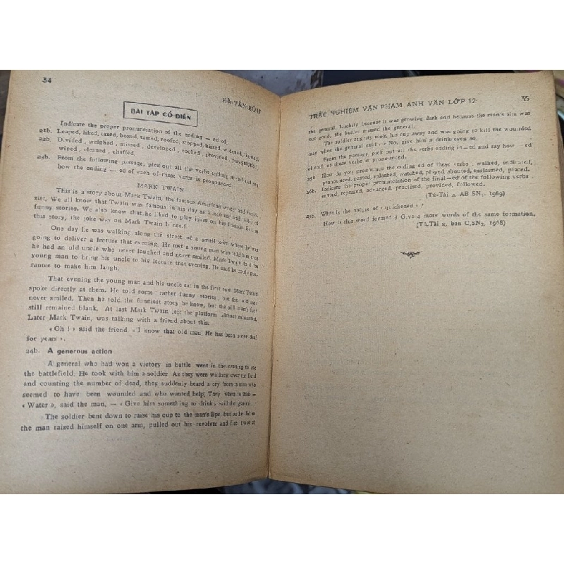 TRẮC NGHIỆM & VĂN PHẠM ANH VĂN ( LUYỆN THI TÚ TÀI PHỔ THÔNG LỚP 12ABCD ) - HÀ VĂN BỬU 400164
