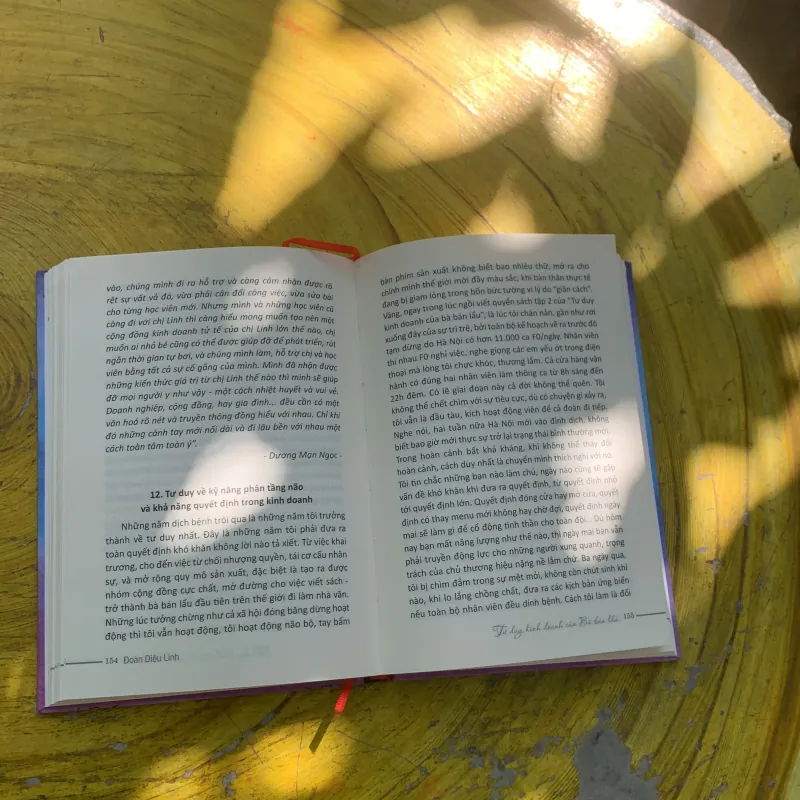 TƯ DUY KINH DOANH CỦA BÀ BÁN LẨU- ĐOÀN DIỆU LINH HAI TẬP BÌA CỨNG  785103