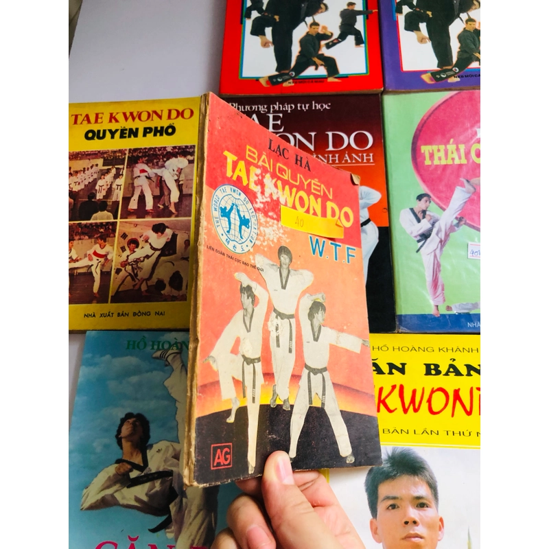 📚 SÁCH VỀ TAEKWONDO 542456