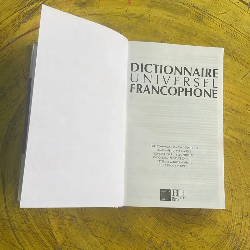 DICTIONNAIRE UNIVERSEL FRANCOPHONE  697197