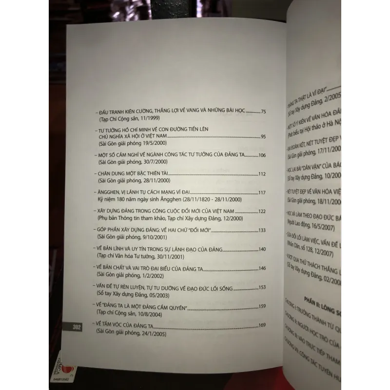 Rạng rỡ những trang sử vàng - Trần Trọng Tân 992433