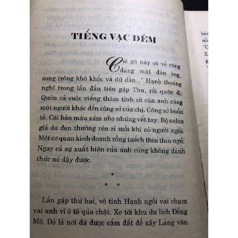 Ngậm cười mới 60% ố bẩn tróc rách gáy có dấu mộc và viết nhẹ trang đầu 1998 Võ Thị Hảo HPB0906 SÁCH VĂN HỌC 164331