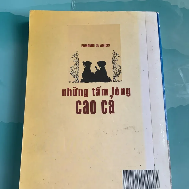 Những tấm lòng cao cả 970663
