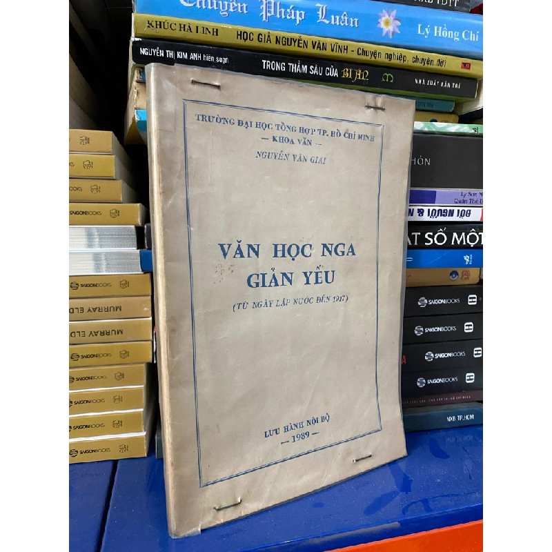 Văn học Nga giản yếu (từ ngày lập nước đến 1917) - Nguyễn Văn Giai 454812