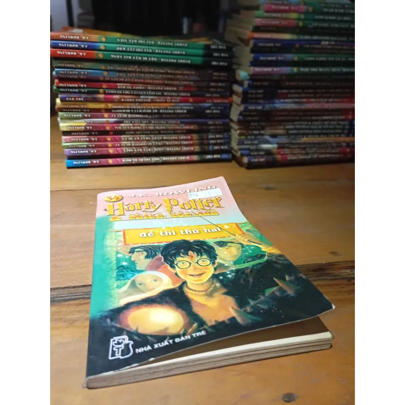Bộ Harry Potter bản cũ cuốn mỏng  731459
