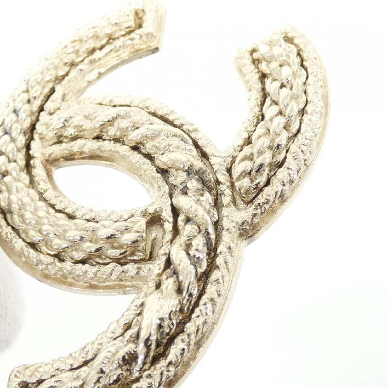 Brooch Chanel 626114