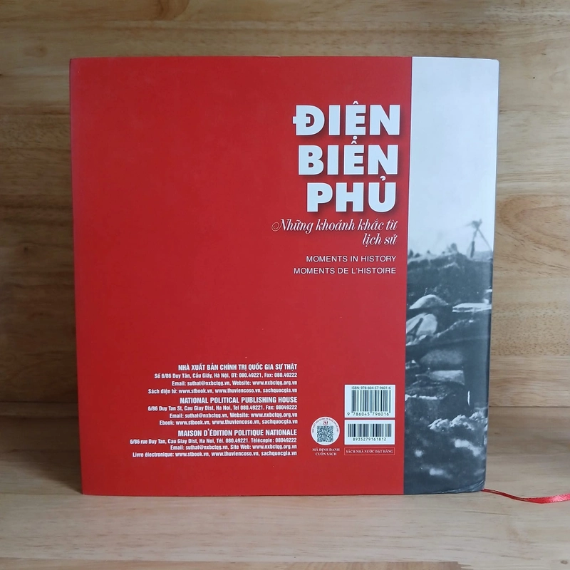 Điện Biên Phủ Những Khoảnh Khắc Từ Lịch Sử (Song Ngữ Việt - Anh) 539231