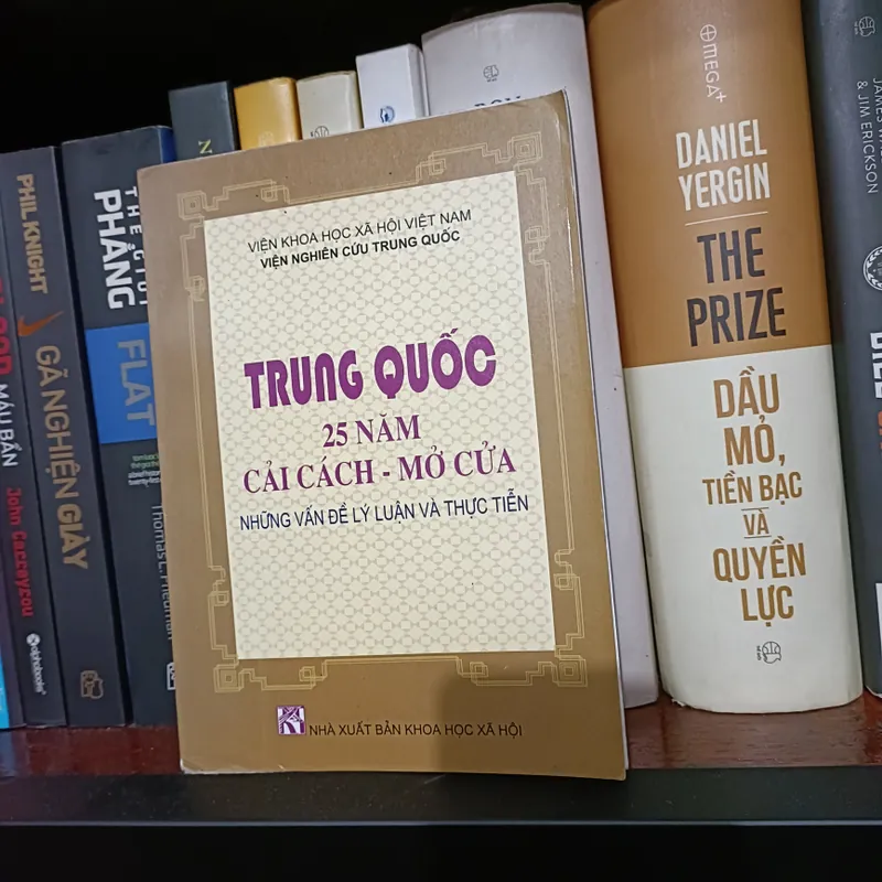 Trung Quốc 25 năm Cải cách - Mở cửa - Những vấn đề Lý luận và Thực tiễn 605452