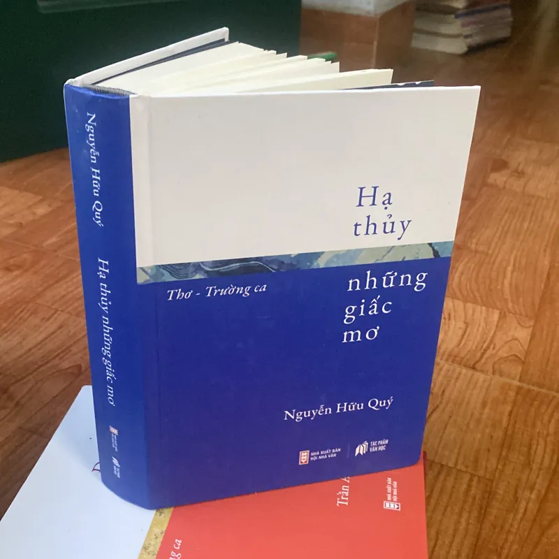Hạ thuỷ những giấc mơ - Nguyễn Hữu Quý 1033551