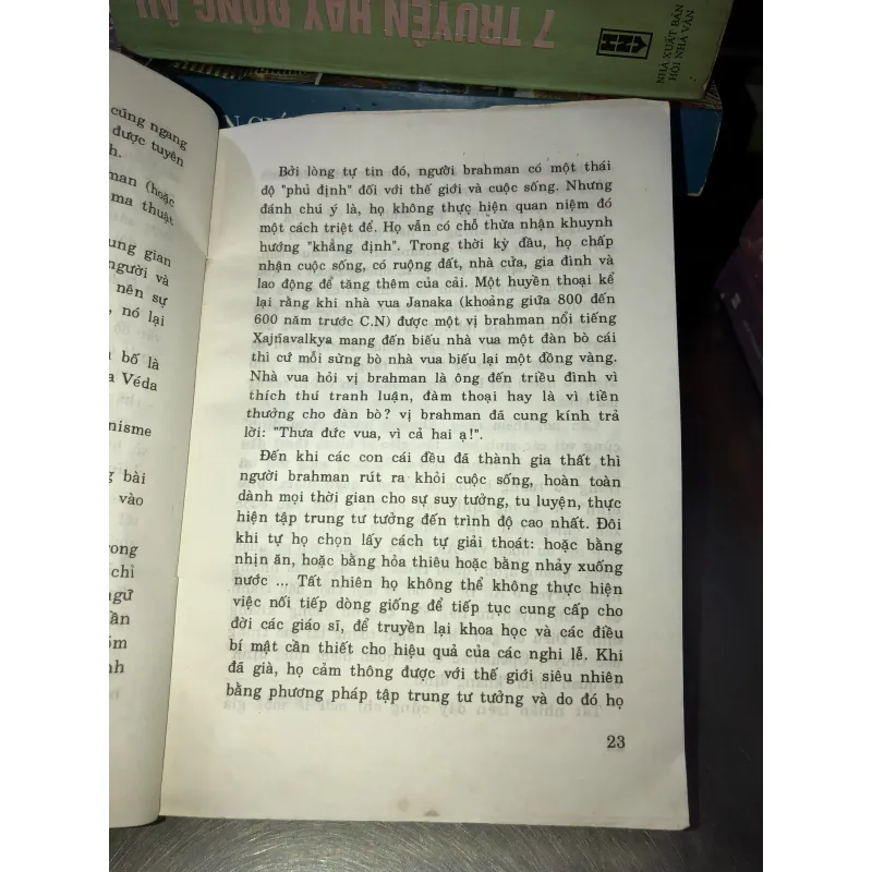 Tư tưởng triết học và đời sống văn hoá văn học Ấn Độ - GS.Nguyễn Đức Đàn 975028