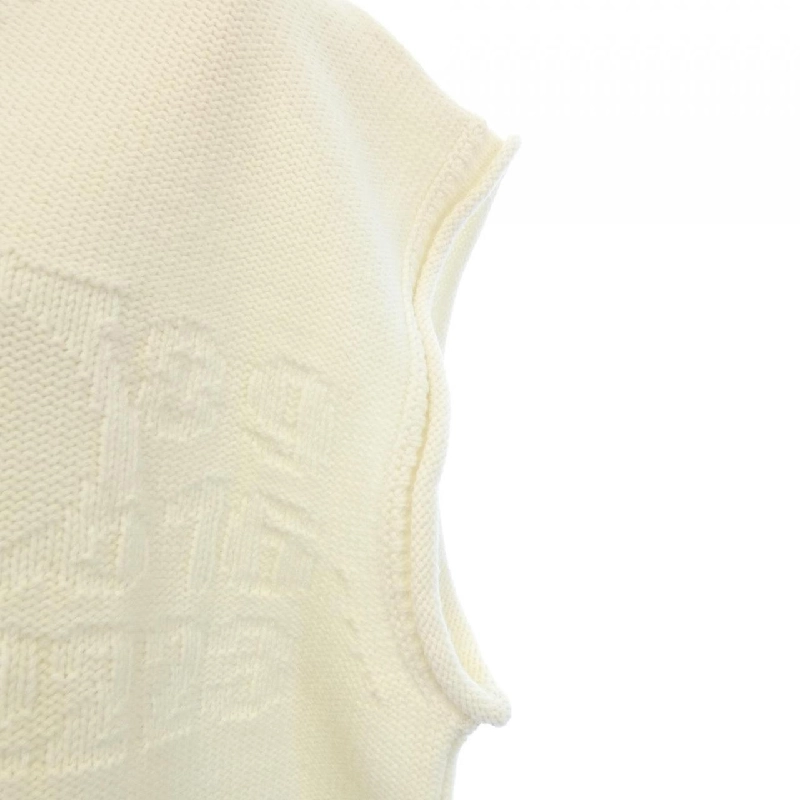 Áo vest MM6 S52FB0081 - Hàng hiệu Authentic 825357