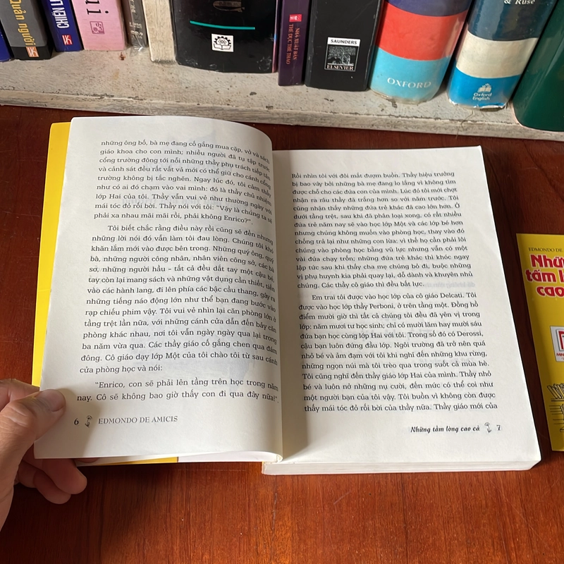 II Tựa sách: Những Tấm Lòng Cao Cả - EDMONDO DE AMICIS - 2019 542426