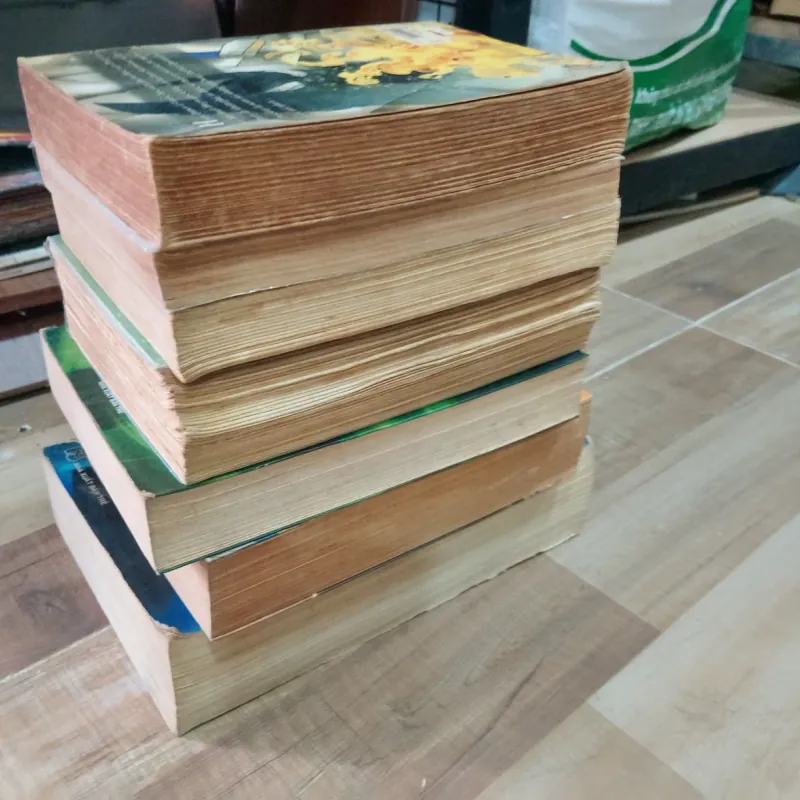 Full bộ Harry Potter bìa hoạt hình - chất lượng xấu 709221