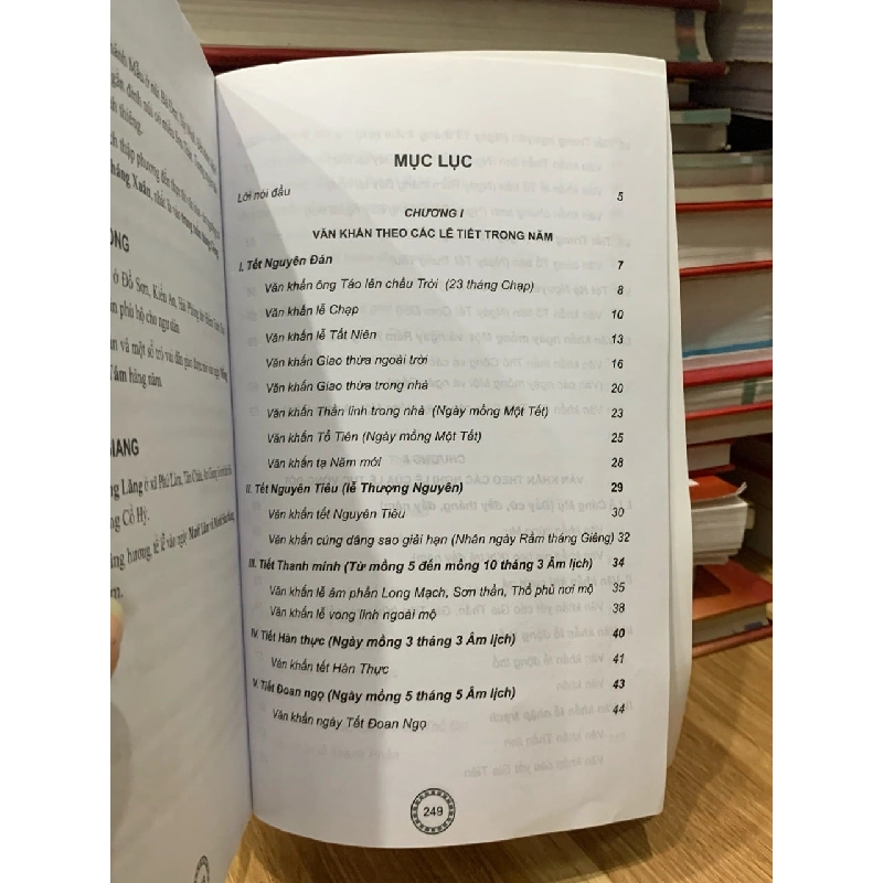 Văn khấn cổ truyền Việt Nam -NXB Hồng đức 727970