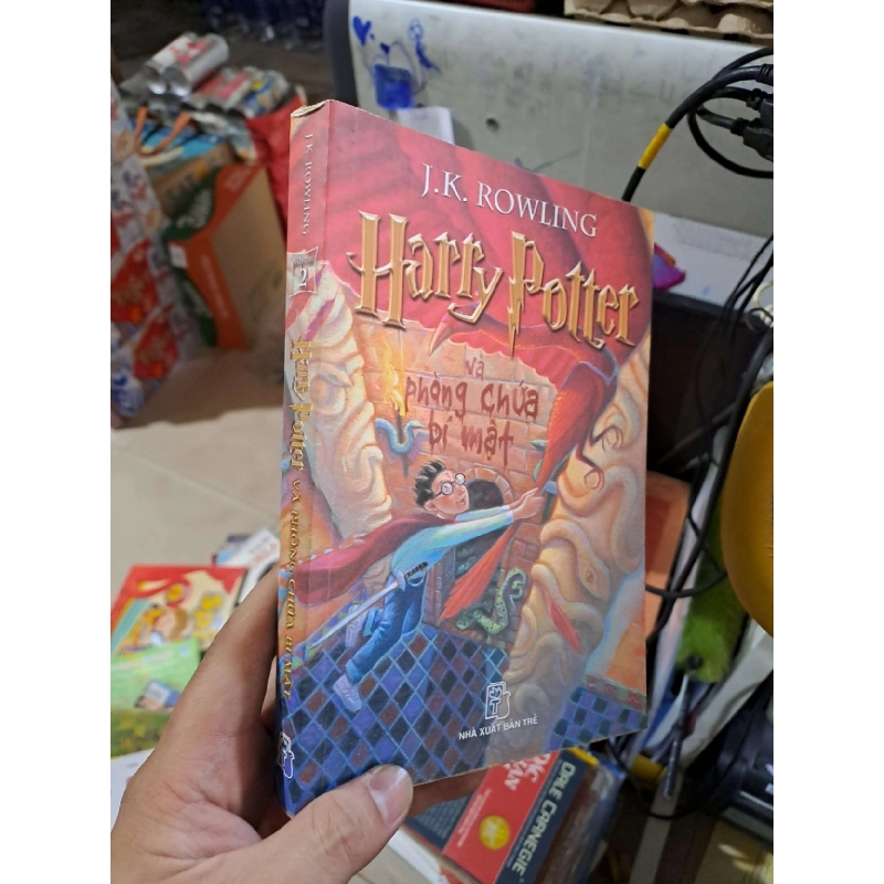 (TẶNG BOOKMARK) Harry Potter Và Phòng Chứa Bí Mật - J.K. Rowling - 2008 mới 80% ố - VĂN HỌC - RBK3012 944757