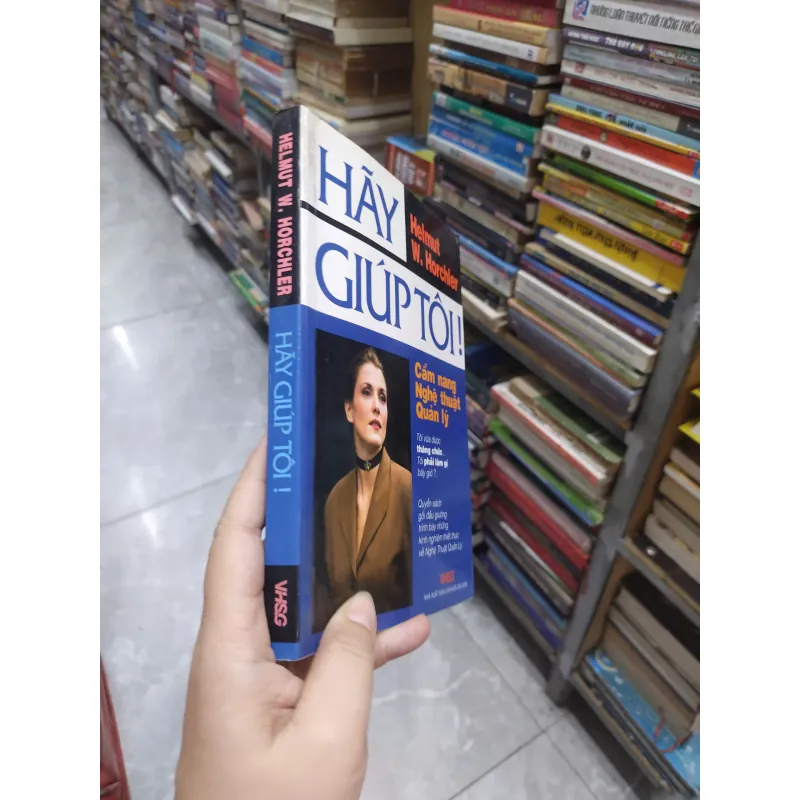 Sách: Hãy giúp tôi - cẩm nang nghệ thuật quản lý (B1) 717519