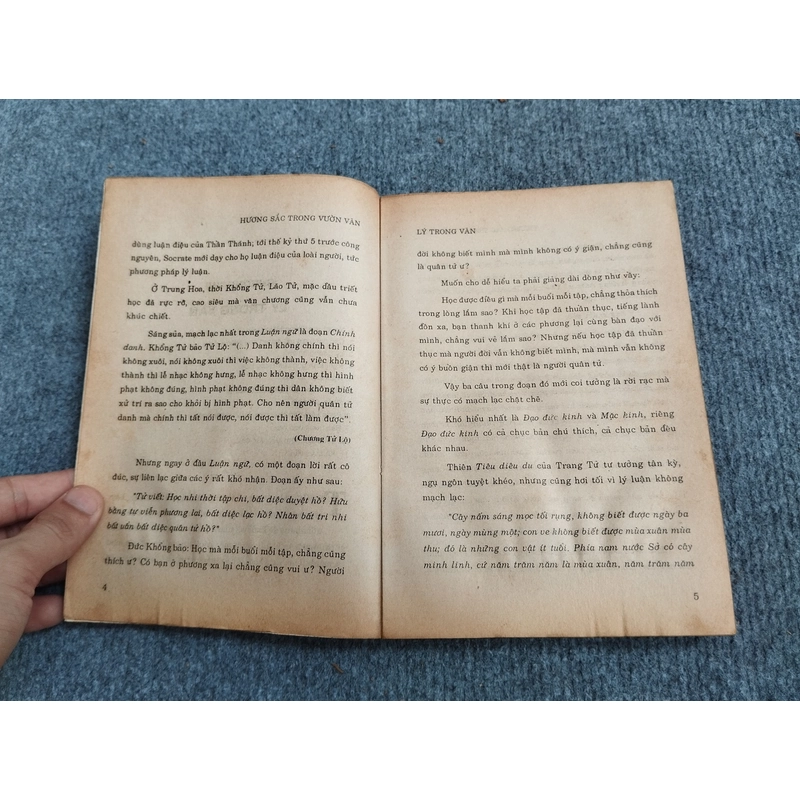 HƯƠNG SẮC TRONG VƯỜN VĂN QUYỂN NHÌ - NGUYỄN HIẾN LÊ 517609