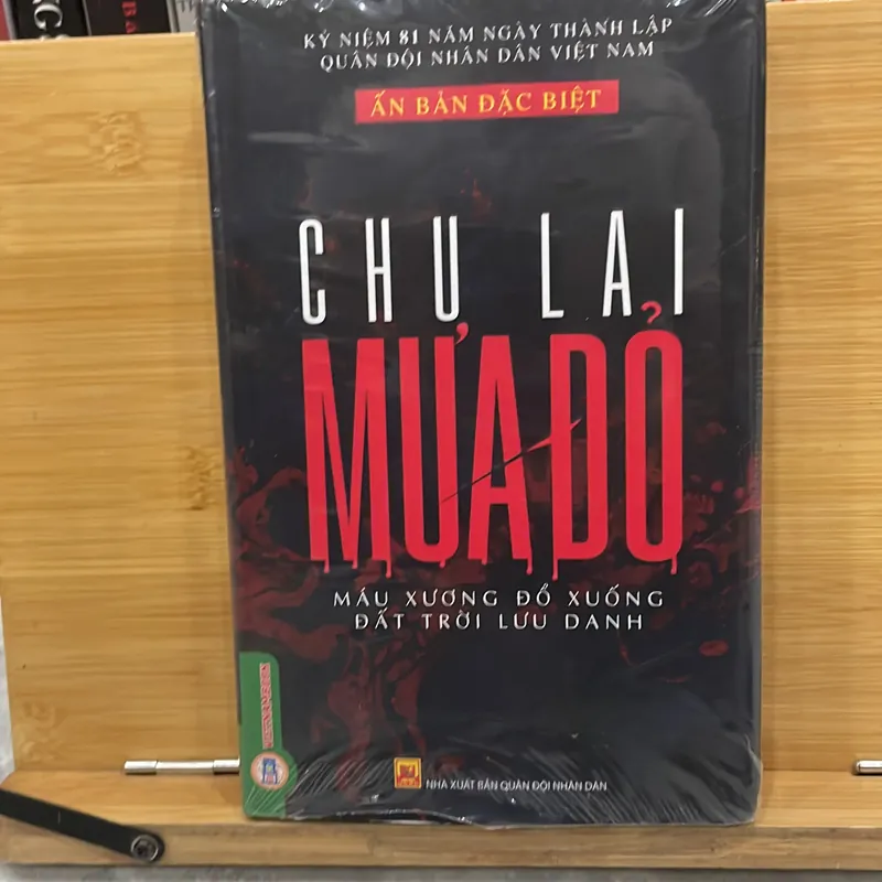 Mưa Đỏ Chu Lai 735587