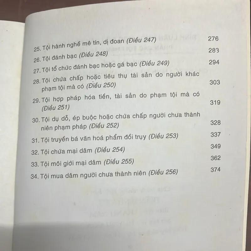 [luật] Đinh Văn Quế - Bình luận khoa học Bộ luật hình tập 9 - trật tự công cộng 166195
