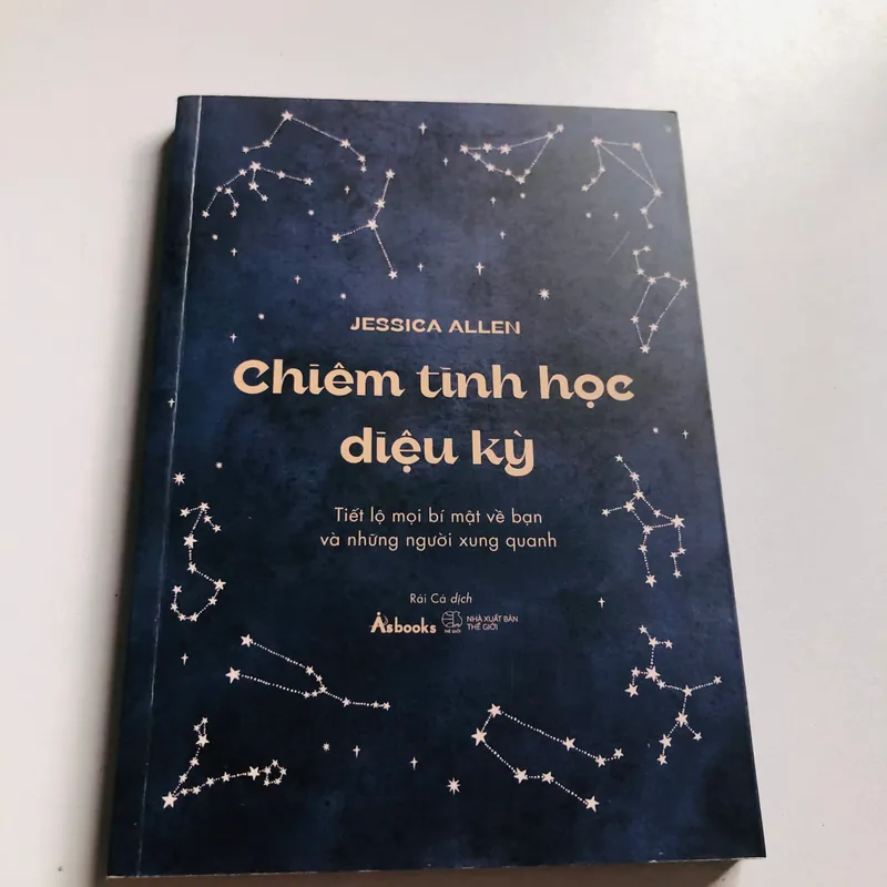 CHIÊM TINH HỌC DIỆU KỲ - 172 trang, nxb: 2023 561302