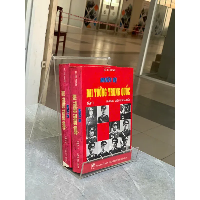 MƯỜI VỊ ĐẠI TƯỚNG TRUNG QUỐC NHỮNG ĐIỀU CHƯA BIẾT (2 TẬP) - PHONG ĐẢO (DỊCH) 736939
