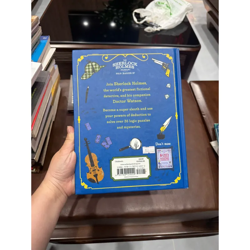 SOLVE IT WITH SHERLOCK HOLMES (SÁCH TRÍ TUỆ TIẾNG ANH)- K5 1031083