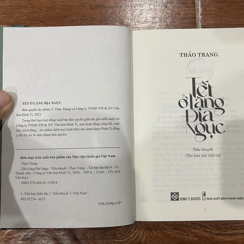 Tết ở làng địa ngục bìa cứng (8) 620904