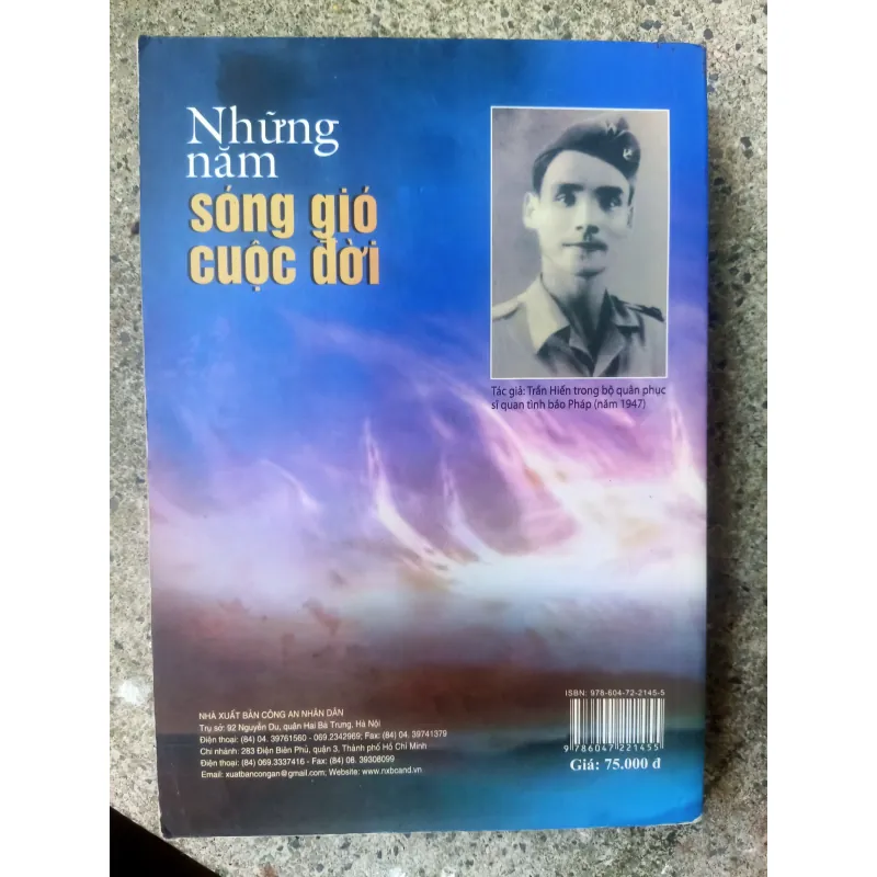 Những năm sóng gió cuộc đời 1030445