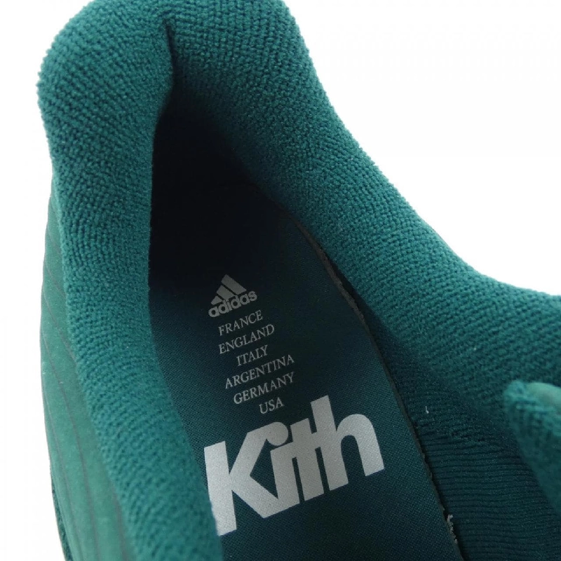 Giày thể thao ADIDAS - Hàng hiệu Authentic 905120