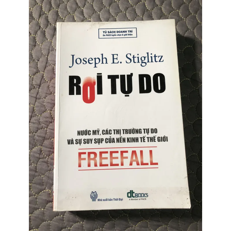 sách Rơi Tự Do - Joseph E. Stiglitz 999640