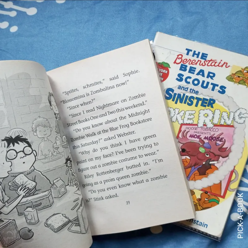 Combo 3 truyện và thơ giải trí luyện đọc Tiếng Anh về zombie, vũ trụ và gấu 711896